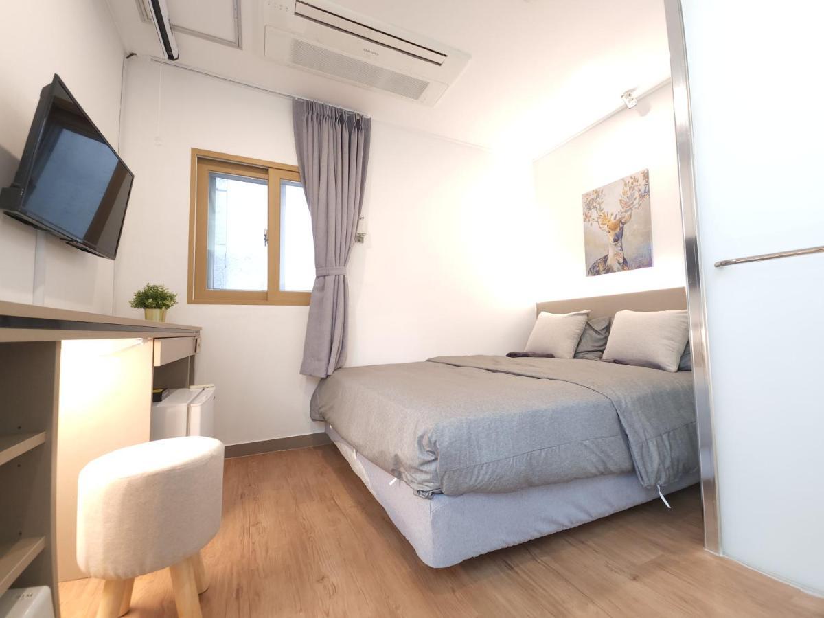 Oyo Hostel Myeongdong 2 Seoul Ngoại thất bức ảnh