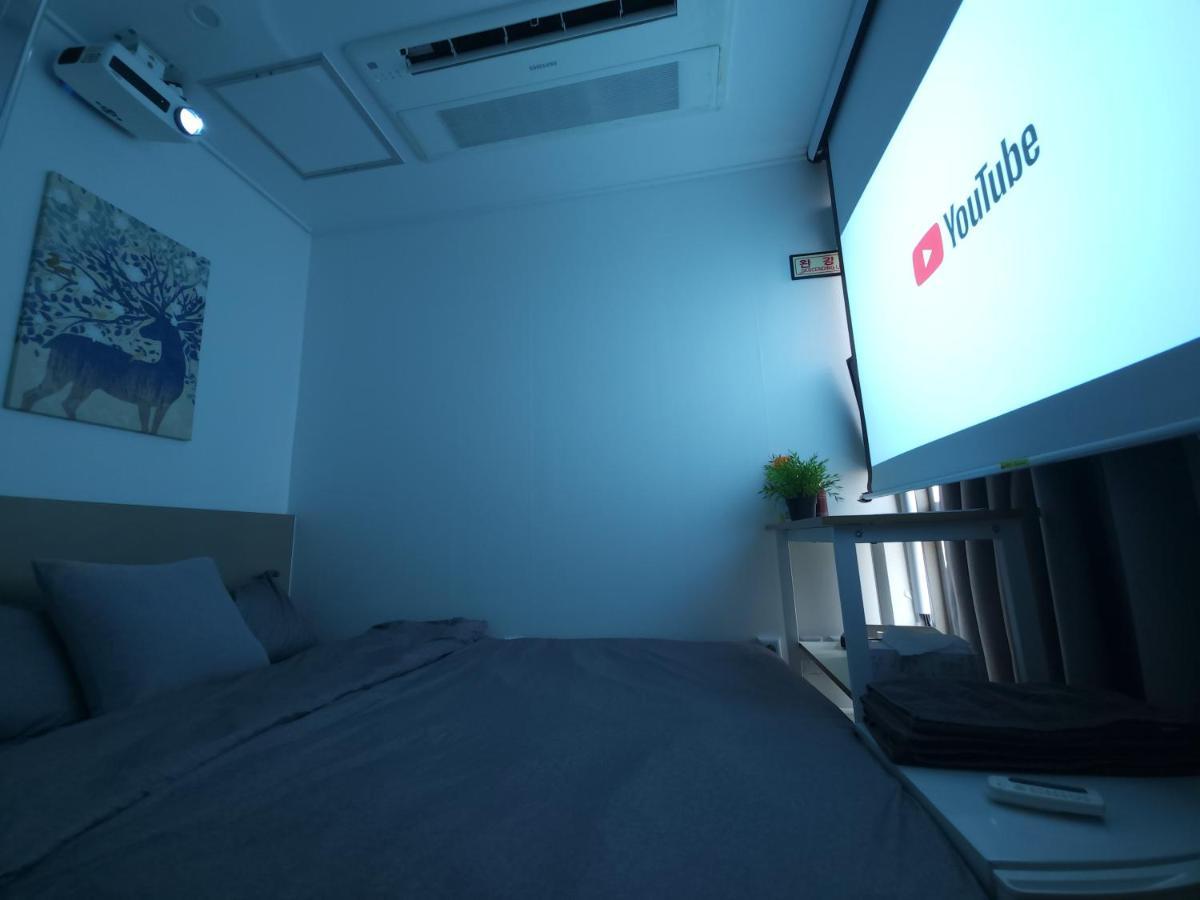 Oyo Hostel Myeongdong 2 Seoul Ngoại thất bức ảnh