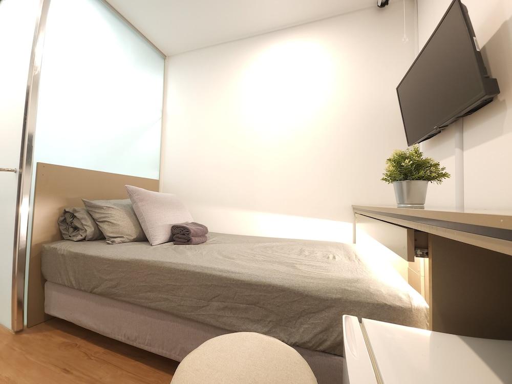 Oyo Hostel Myeongdong 2 Seoul Ngoại thất bức ảnh