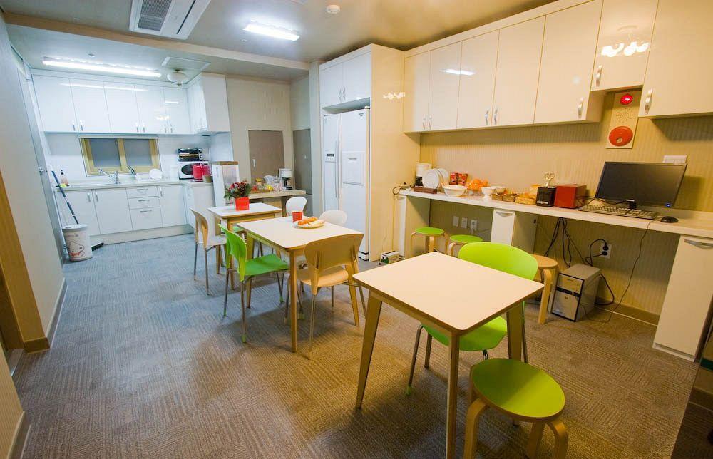 Oyo Hostel Myeongdong 2 Seoul Ngoại thất bức ảnh