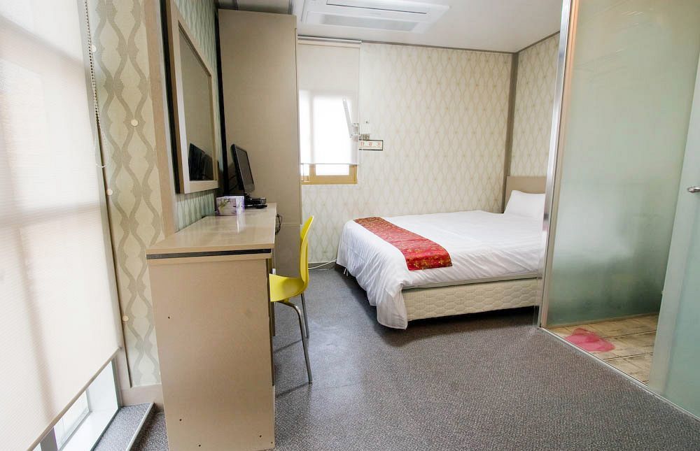Oyo Hostel Myeongdong 2 Seoul Ngoại thất bức ảnh